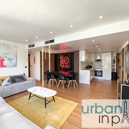 Appartement Urban Flat 128 - Beautiful 4 Bdr Flat Champs-elysees Parijs