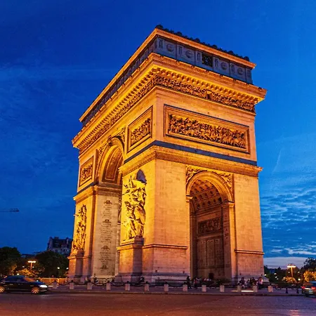 Urban Flat 128 - Beautiful 4 Bdr Flat Champs-elysees *