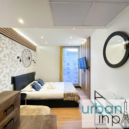 Apartment Urban Flat 128 - Beautiful 4 Bdr Flat Champs-elysees Paris